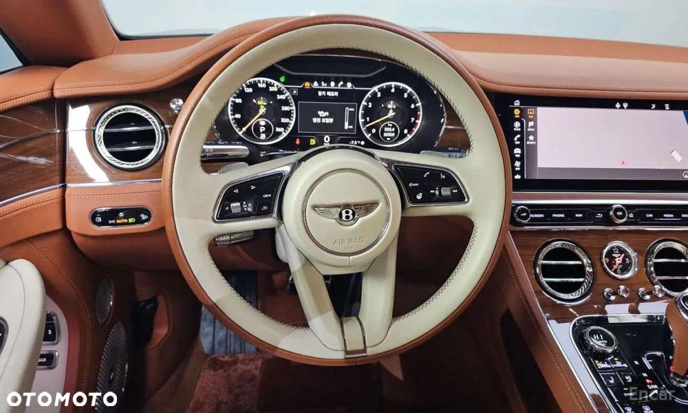 Bentley Continental GT - 11