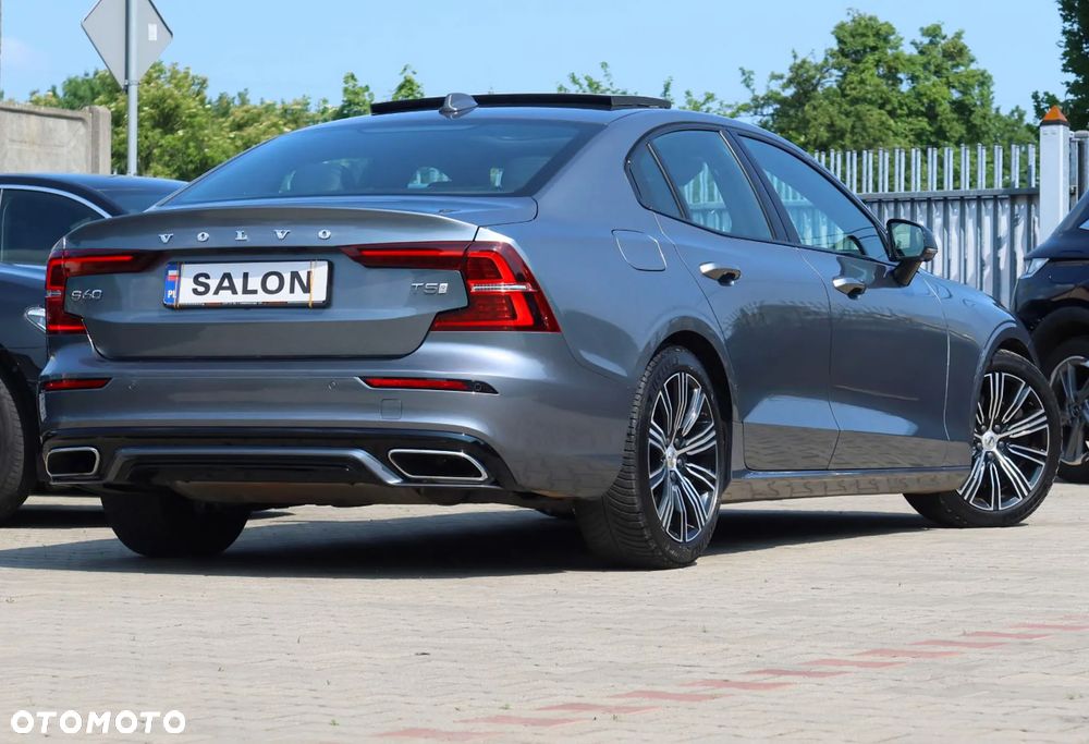 Volvo S60 T5 R-Design - 37