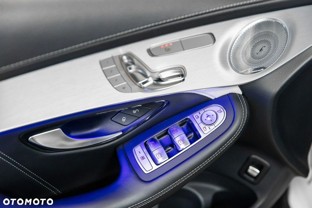 Mercedes-Benz GLC - 40