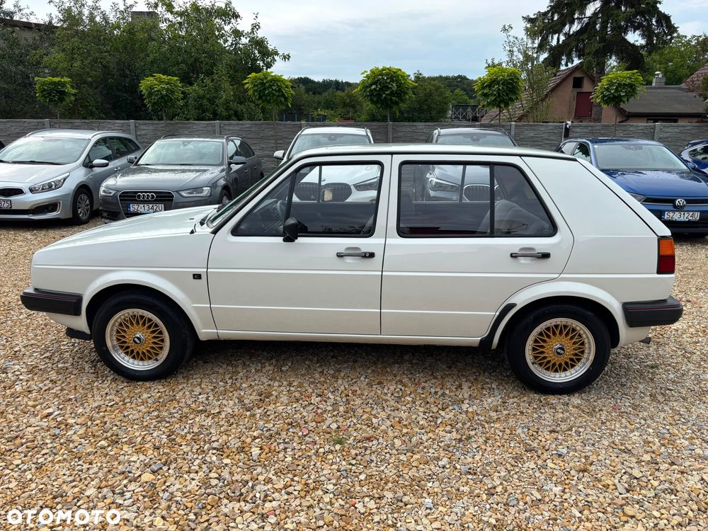 Volkswagen Golf 1.3 - 2