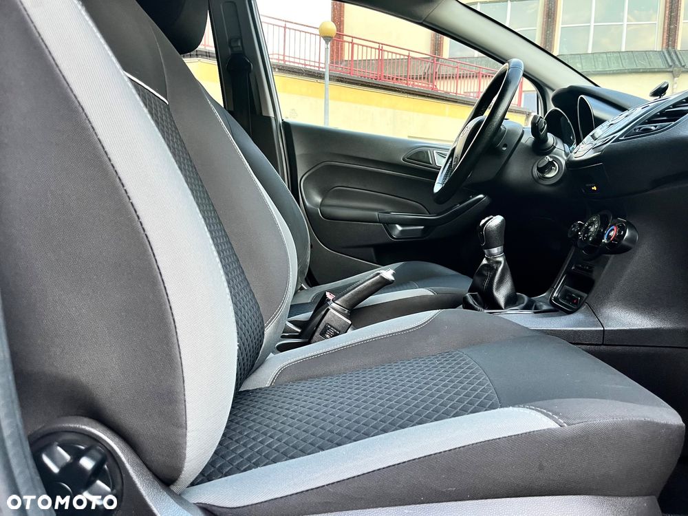 Ford Fiesta 1.25 Platinium X - 11