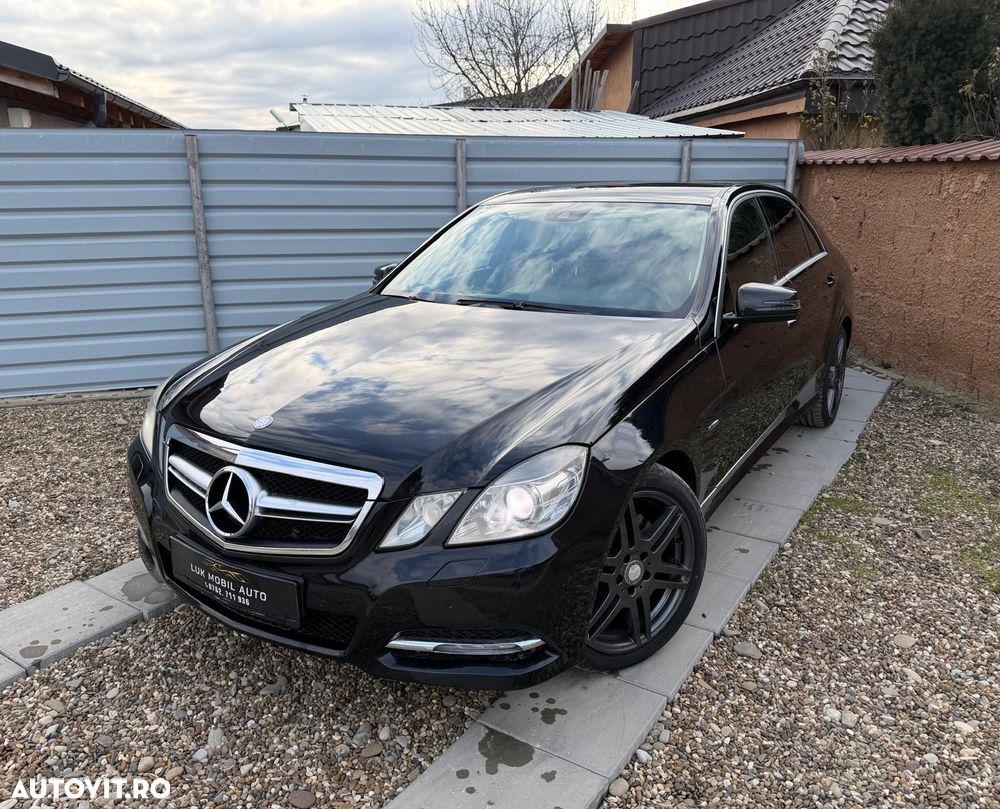 Mercedes-Benz E 220 CDI DPF BlueEFFICIENCY Automatik Avantgarde - 2