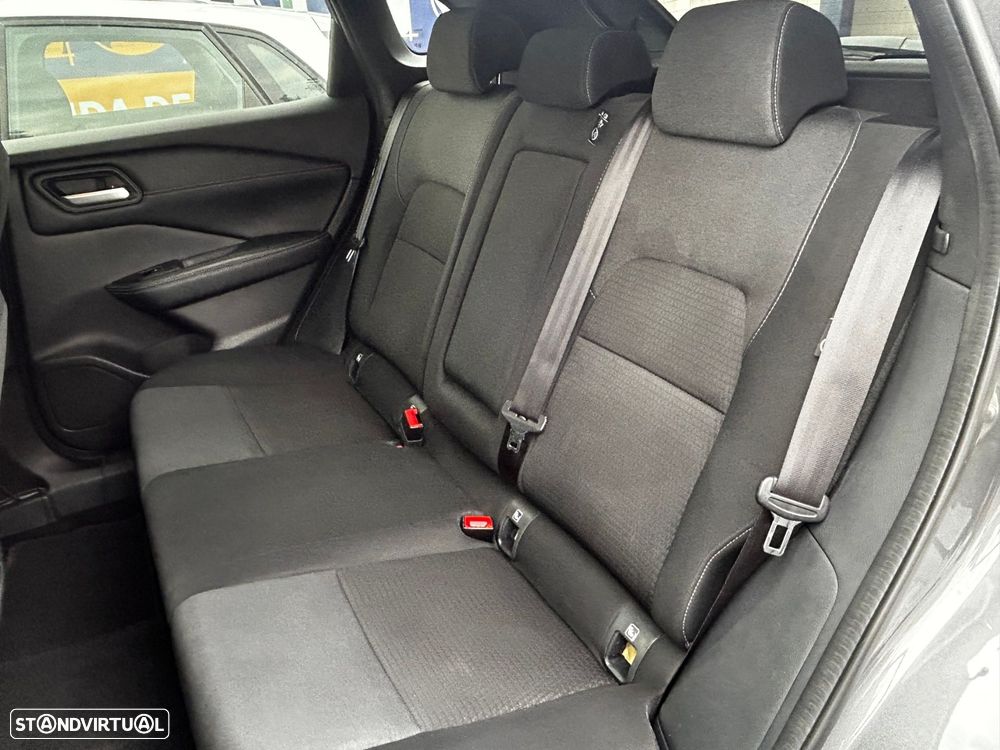 Nissan Qashqai 1.3 DIG-T Tekna Xtronic - 17