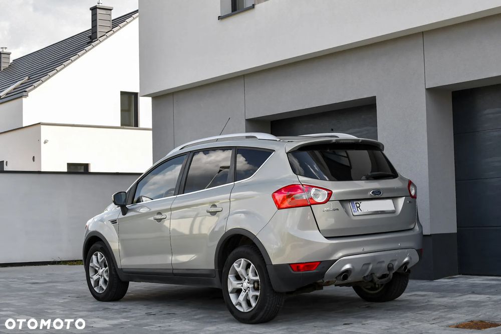 Ford Kuga 2.0 TDCi Titanium - 5