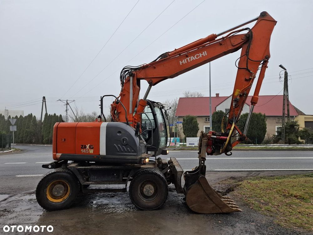 Hitachi ZX145W - 13
