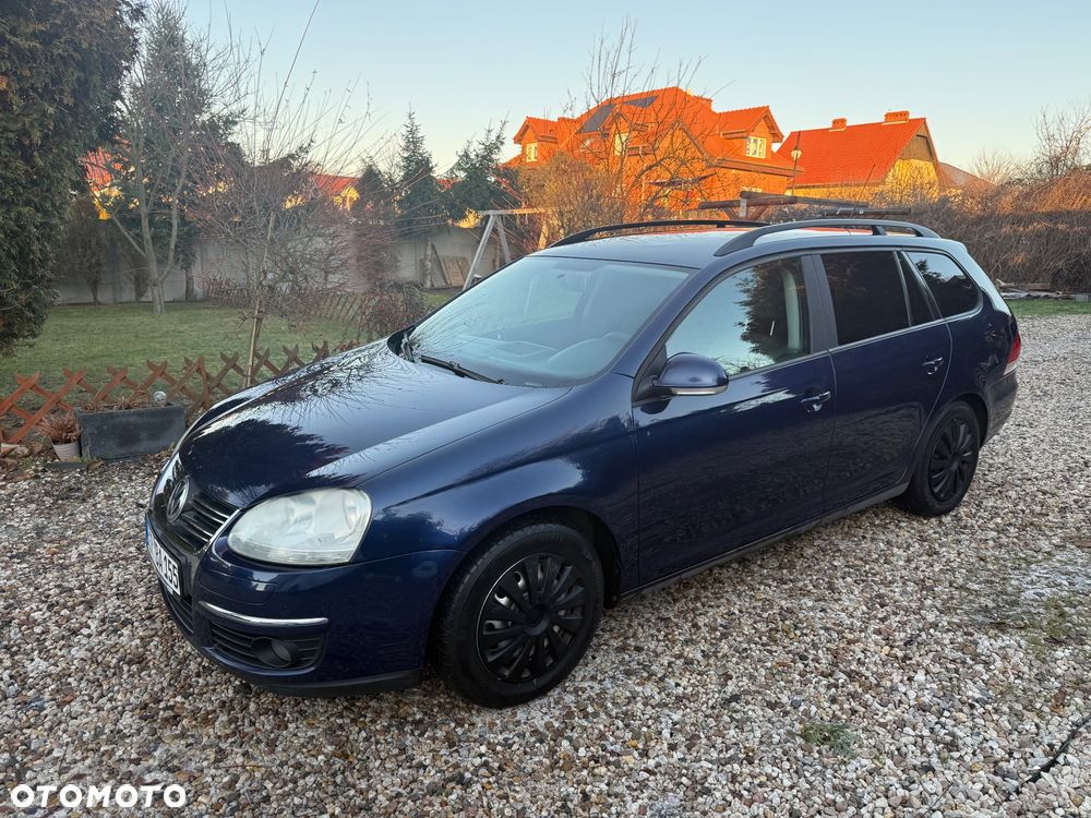 Volkswagen Golf 1.9 TDI DPF Trendline BlueMotion - 1