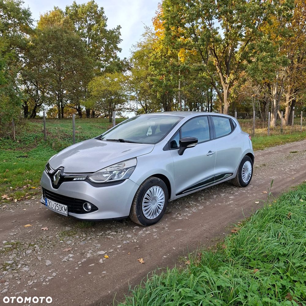 Renault Clio - 9
