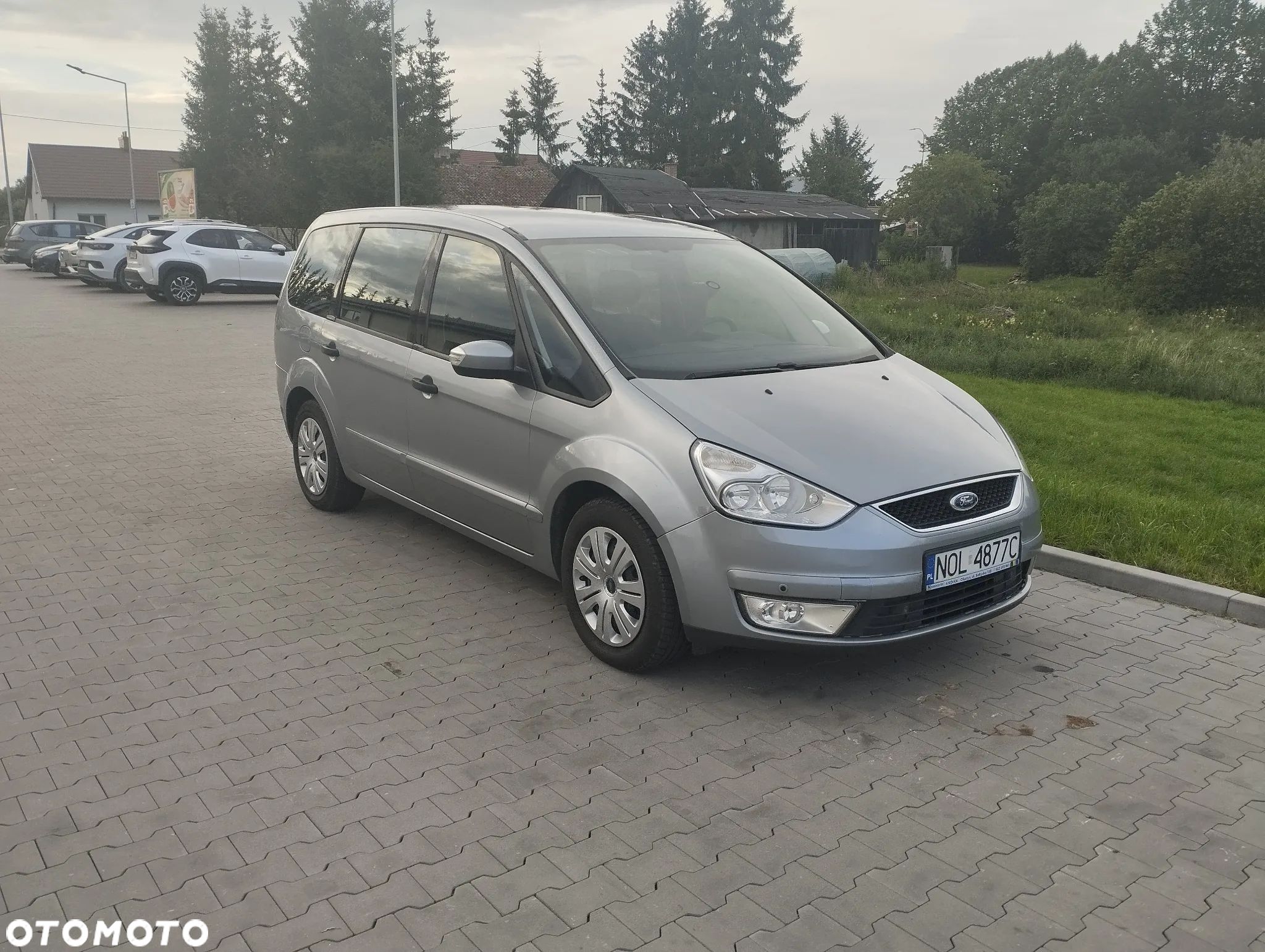 Ford Galaxy 2.0 Ambiente - 1