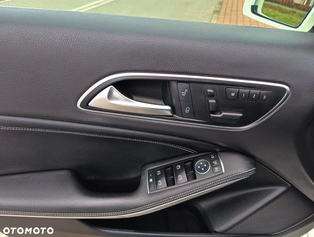 Mercedes-Benz Klasa A 180 (BlueEFFICIENCY) Urban - 7