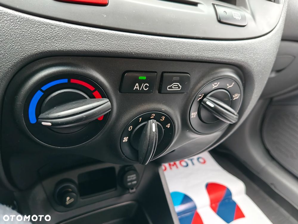 Kia Rio 1.4 Optimum + - 25