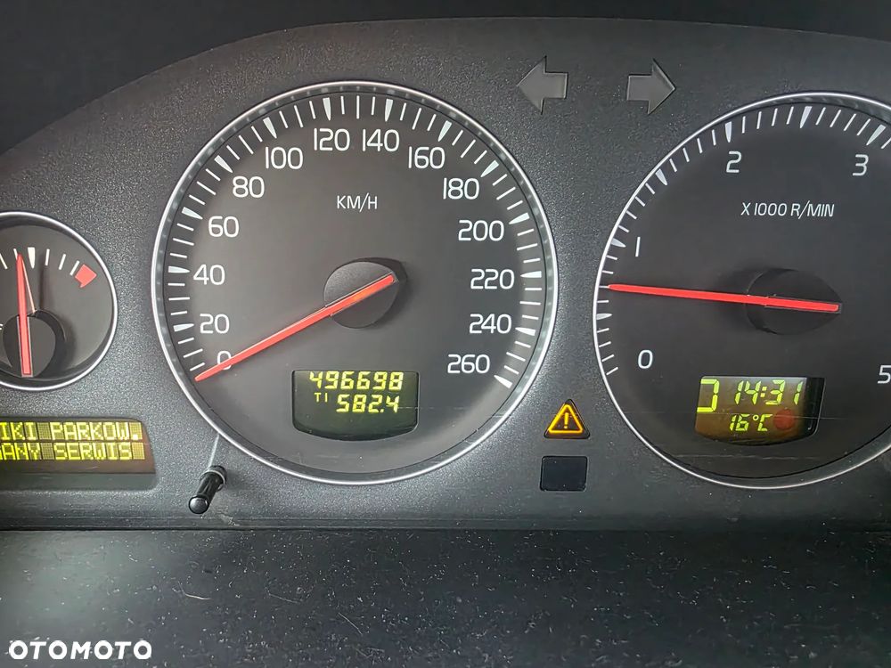 Volvo XC 90 2.4 D5 - 9