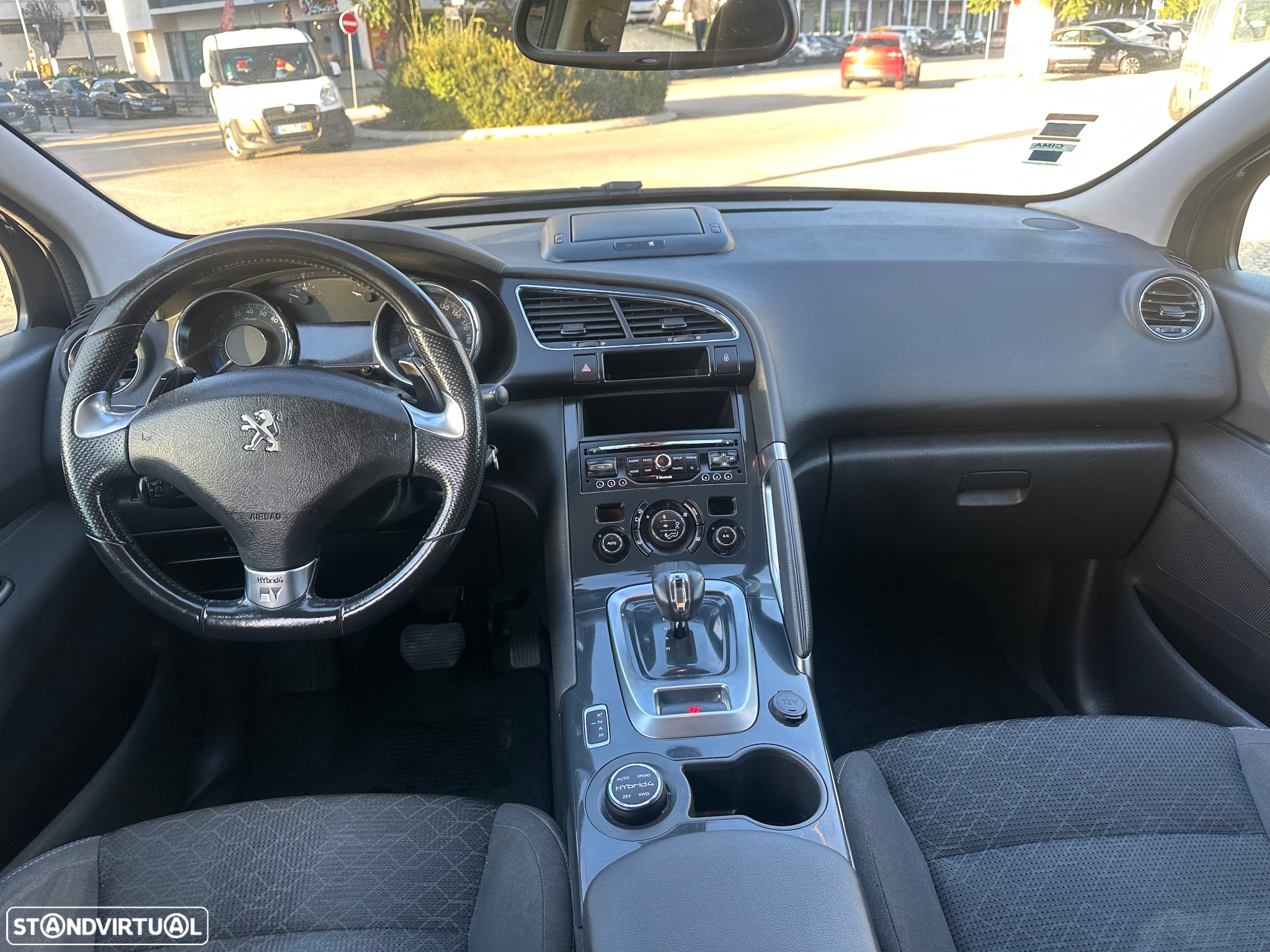 Peugeot 3008 2.0 HDi Hybrid4 99g - 19