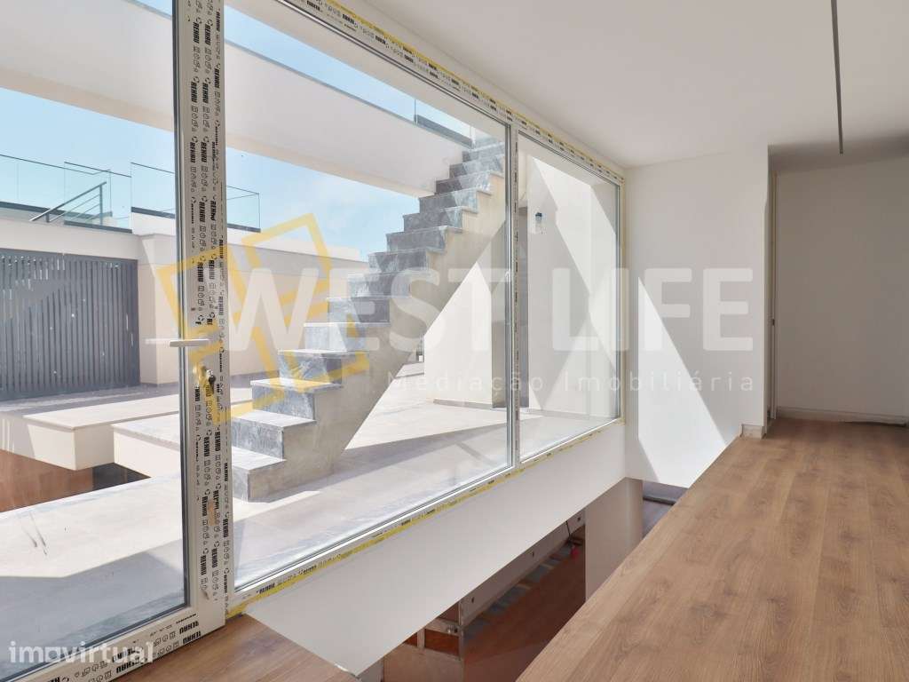 Moradia T4 com Piscina e Rooftop Vista Mar na Ericeira | 5 minutos ... - Grande imagem: 4/30