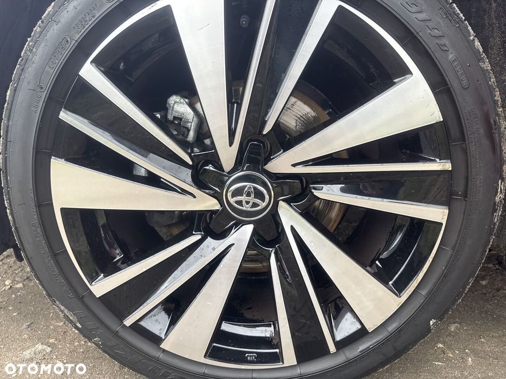 Toyota Corolla 1.8 Hybrid Style - 19