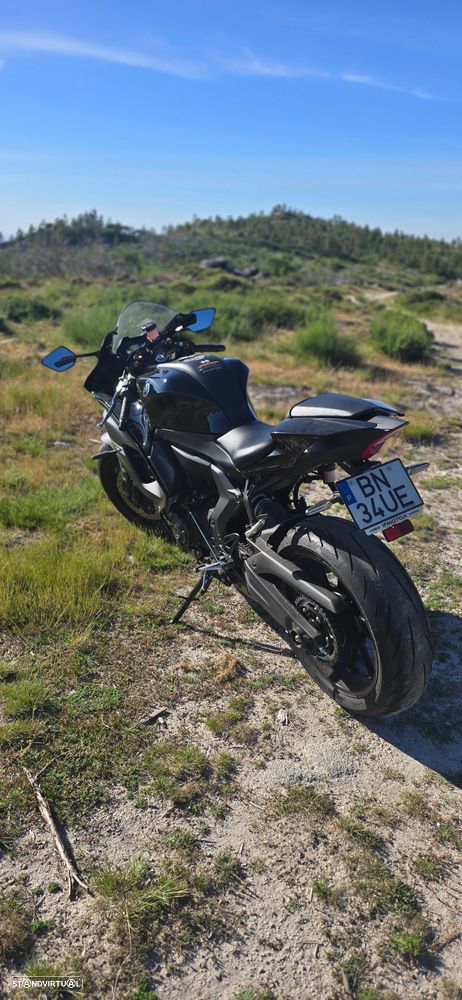 Yamaha R - 10