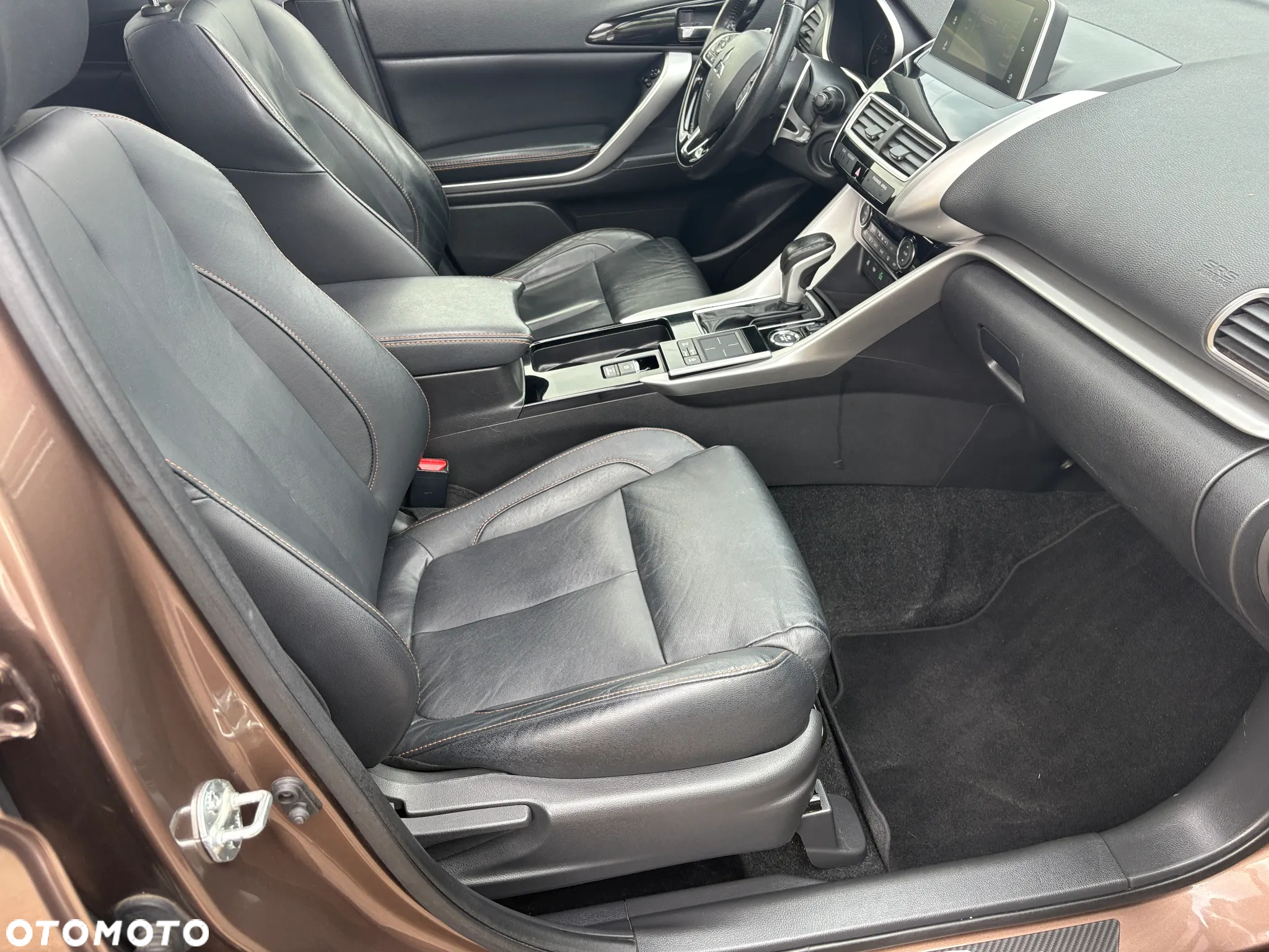 Mitsubishi Eclipse Cross 1.5 T GPF Intense Plus CVT 4WD - 16
