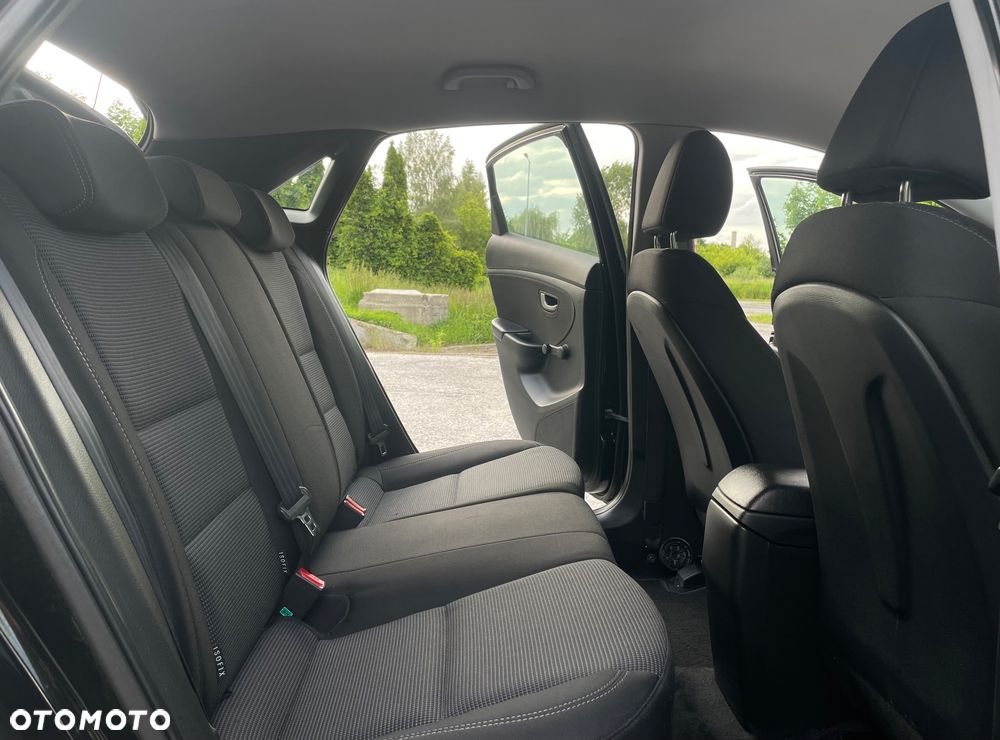 Hyundai i30 blue 1.6 CRDi Style - 13