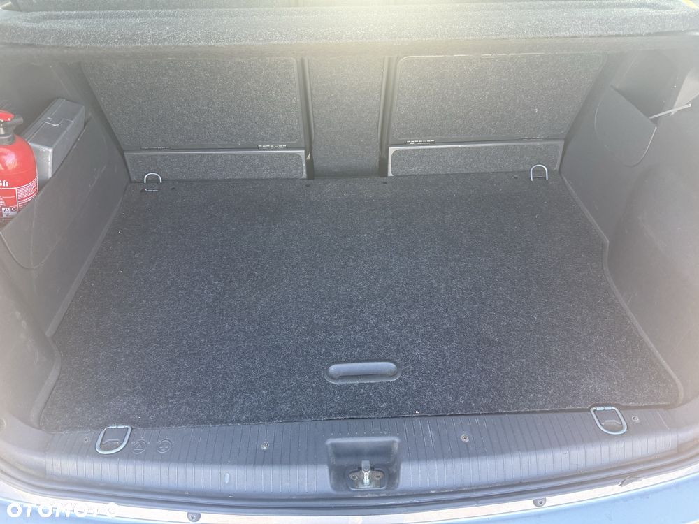 Opel Meriva - 8