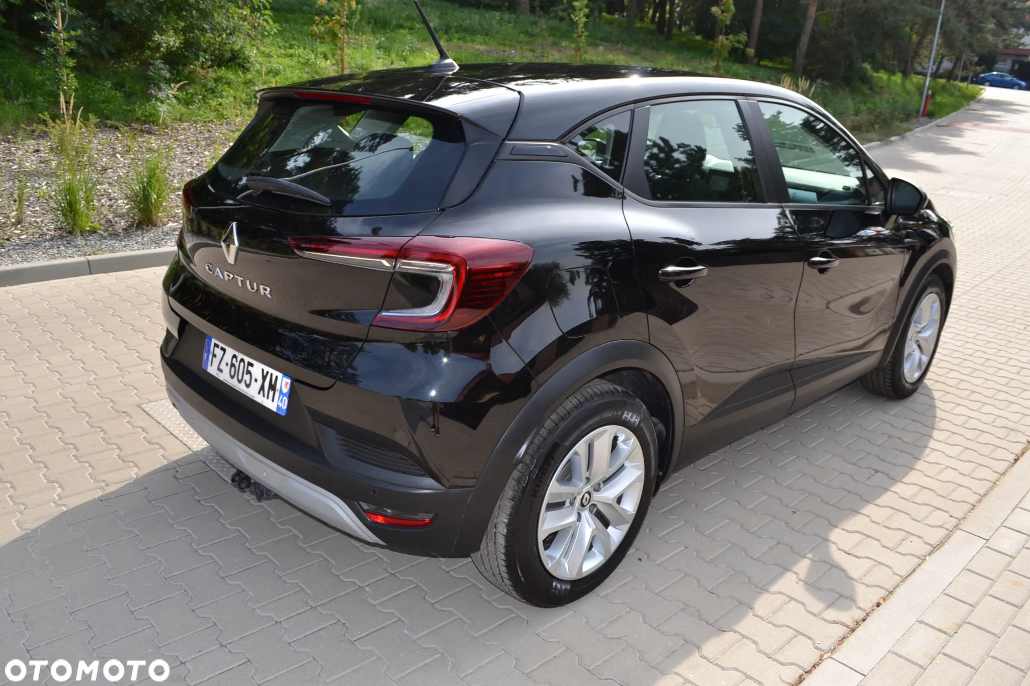 Renault Captur 1.0 TCe Intens - 4