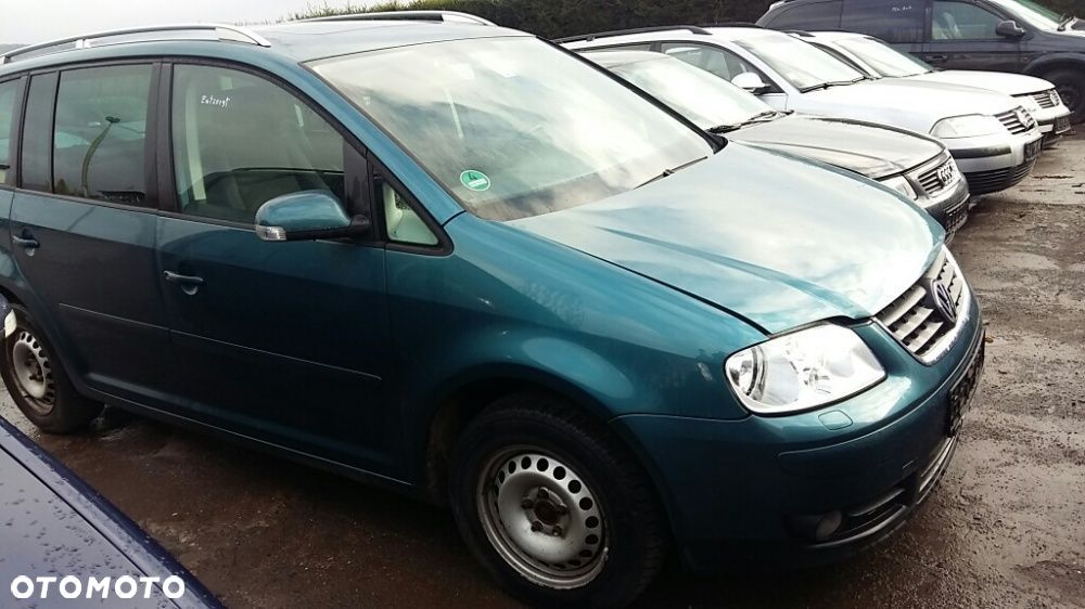 Na części VW Touran Silnik Skrzynia Maska Zderzak Drzwi Klapa Szyba - 3