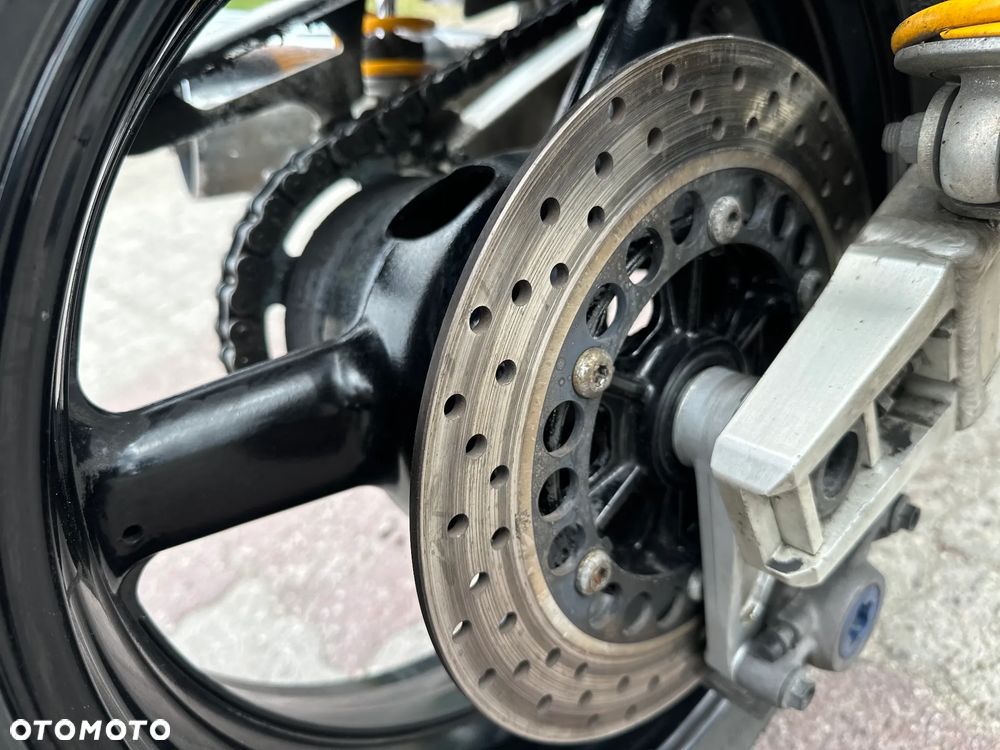 Yamaha XJR - 15