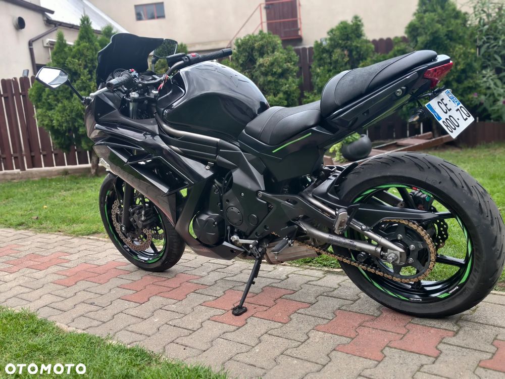 Kawasaki ER - 21