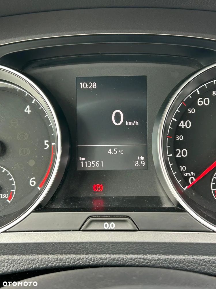 Volkswagen Golf - 8