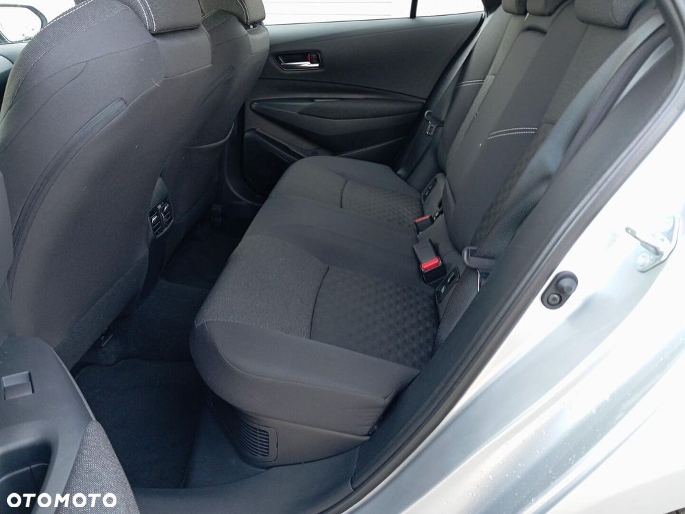 Toyota Corolla 2.0 Hybrid Comfort - 11