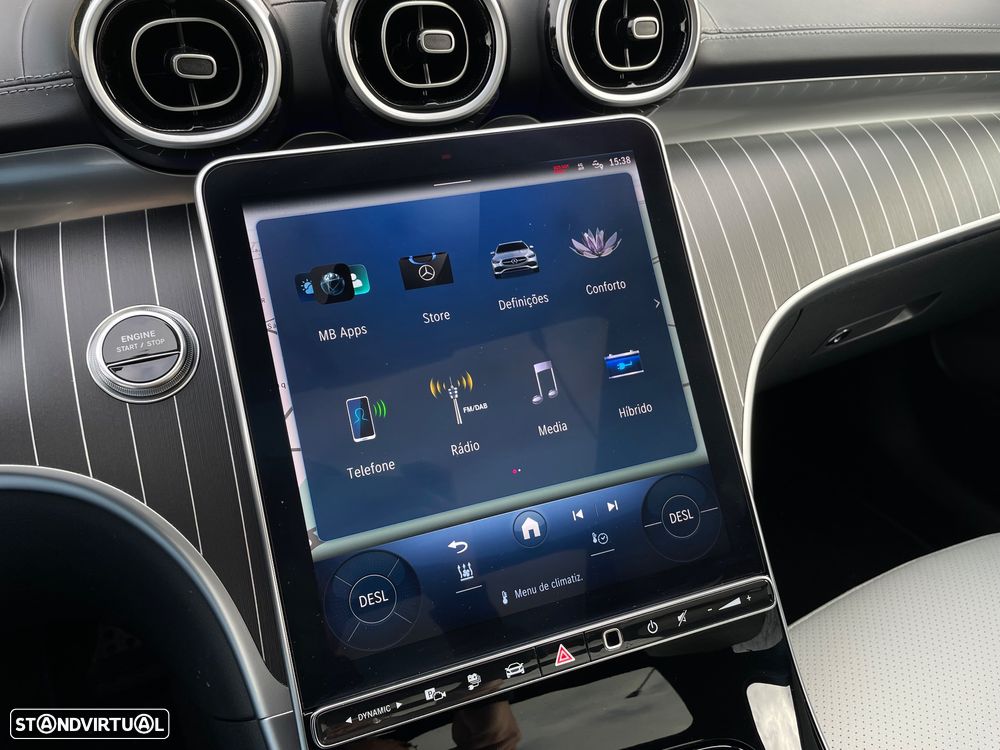 Mercedes-Benz C 300 e T 9G-TRONIC AMG Line - 25