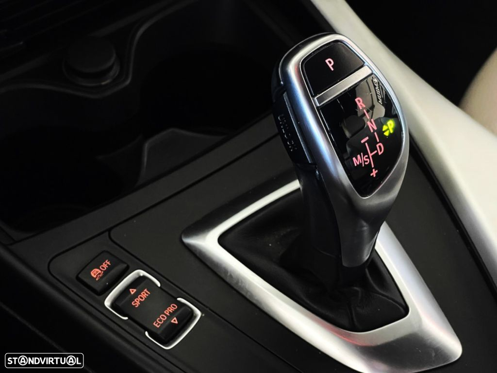 BMW 220 d Coupe Line Sport Auto - 46