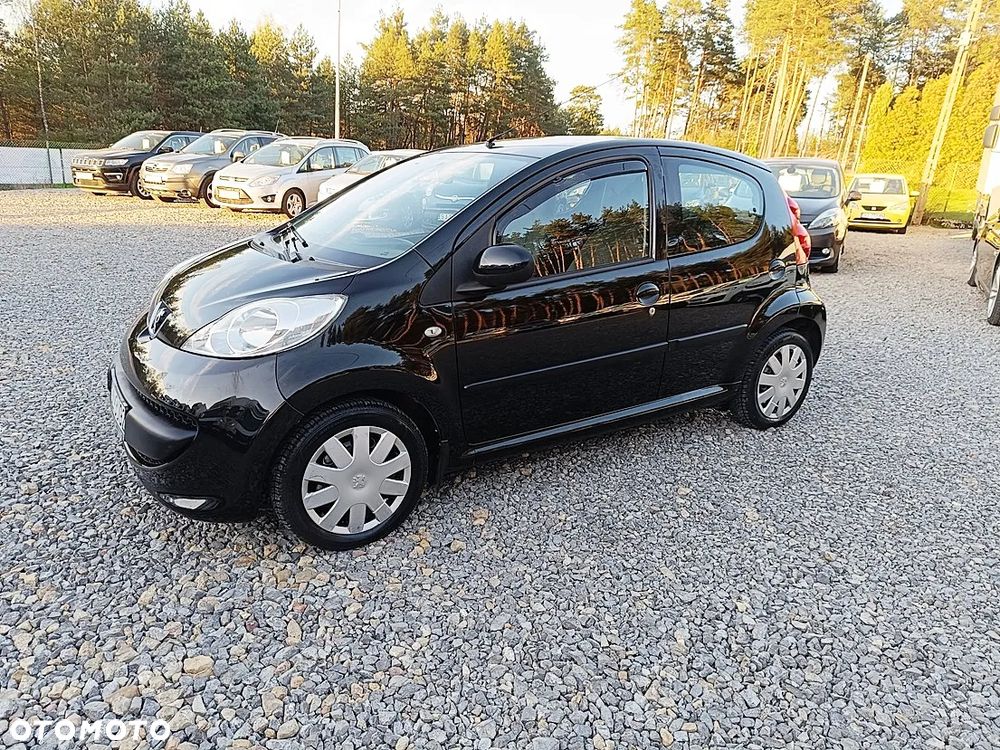 Peugeot 107 1.0 Trendy - 2