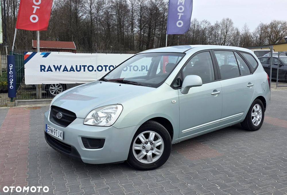 Kia Carens 2.0 CVVT LX Basis - 1