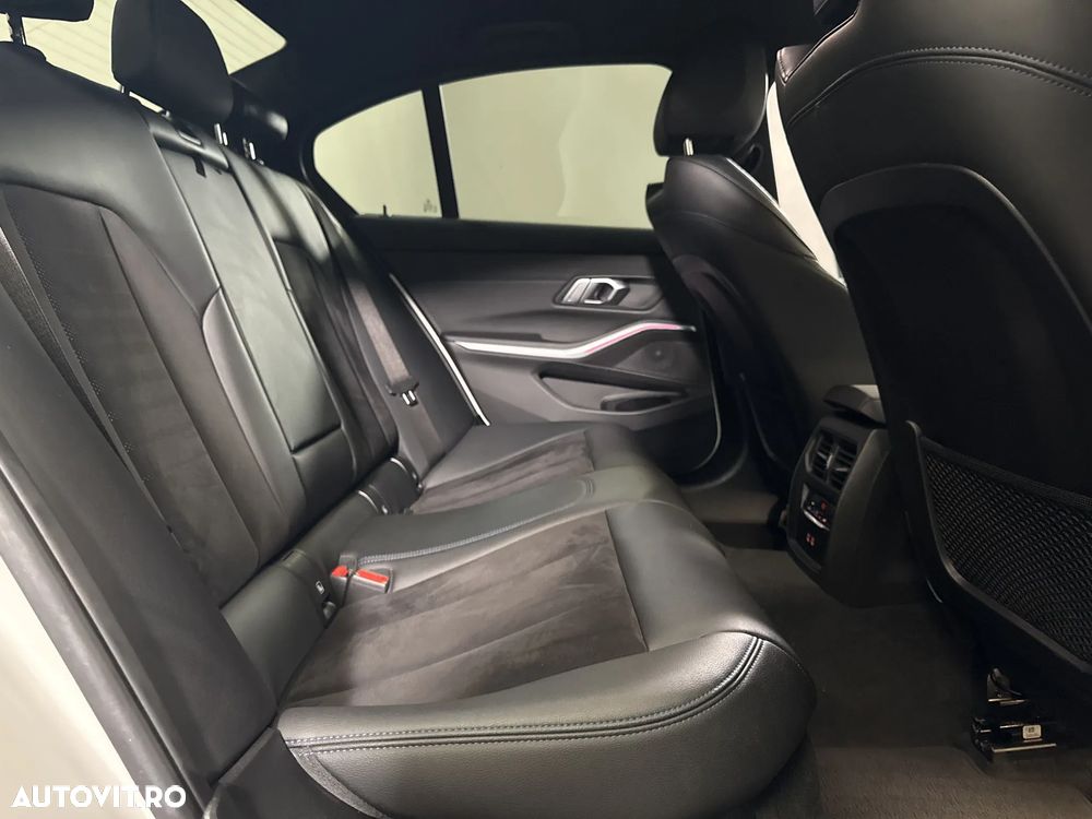BMW 3 Series 2023 — imagine 12