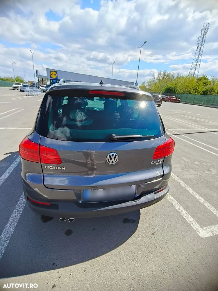Volkswagen Tiguan - 6
