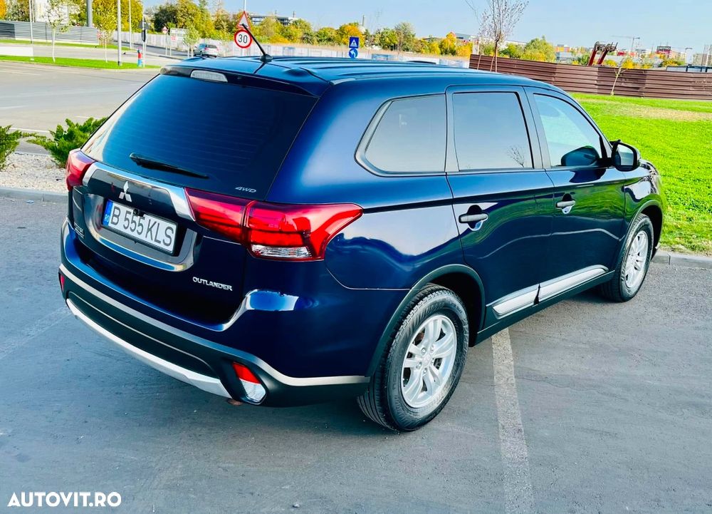 Mitsubishi Outlander 2.2 DI-D AS&G 6MT 4WD Invite A01 - 4