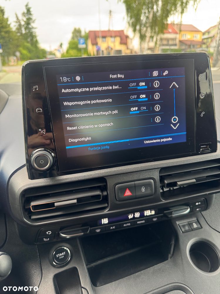 Peugeot Rifter BlueHDI 130 L1 Allure - 28