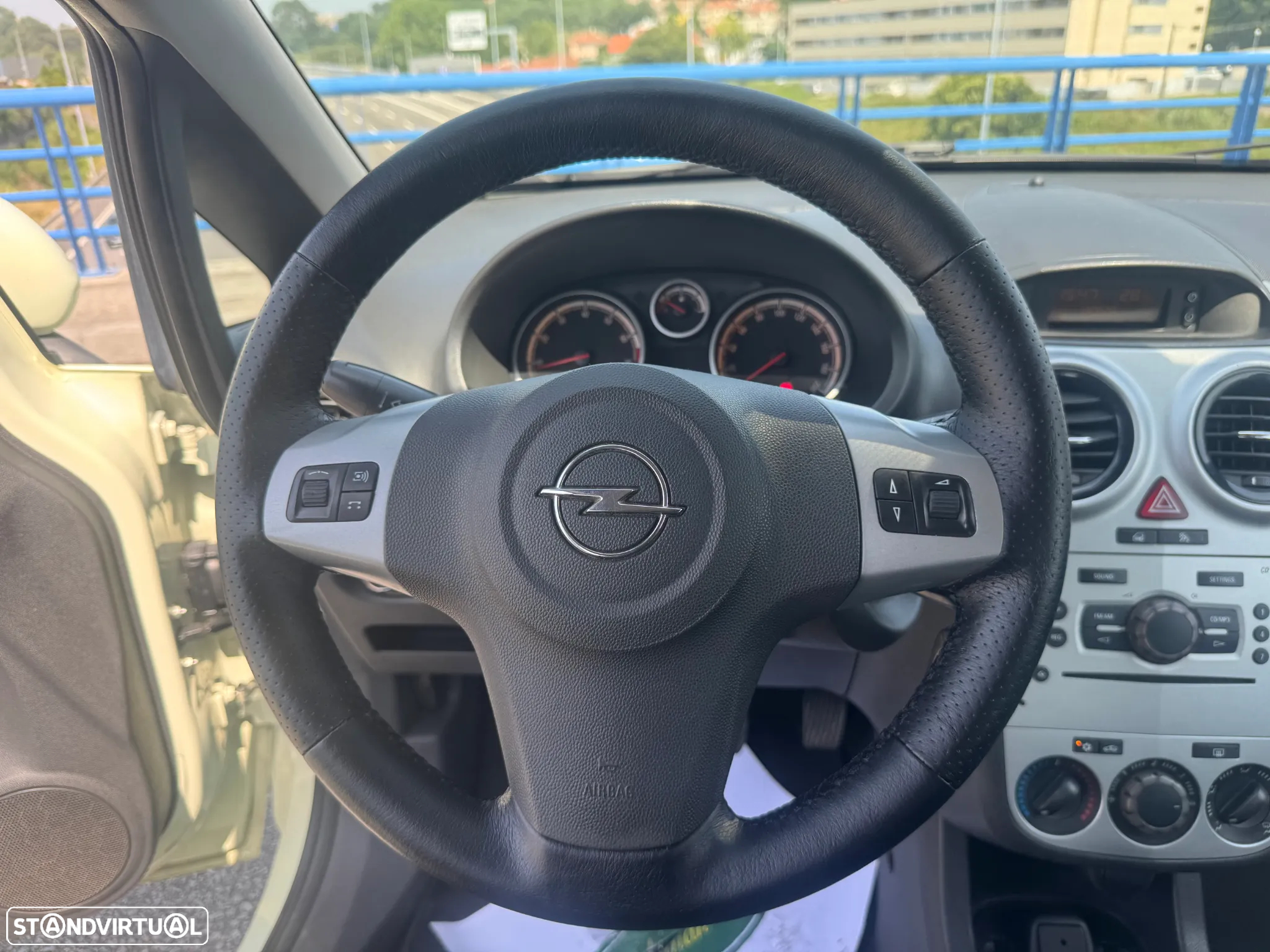 Opel Corsa 1.2 City FlexFuel - 13
