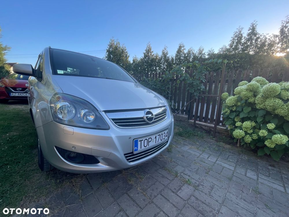 Opel Zafira 1.6 ecoFLEX Family - 10