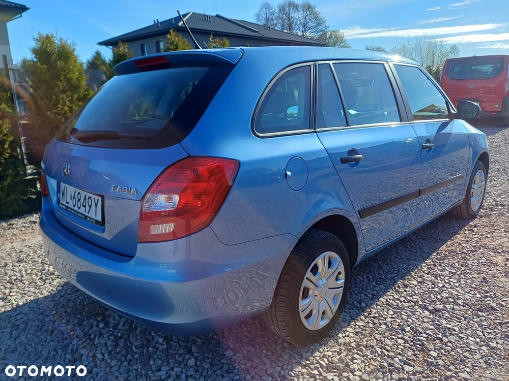 Skoda Fabia 1.2 HTP Active - 15