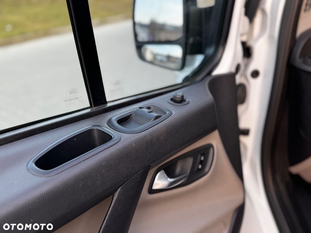 Ford Transit Custom L2H1 PKW VA Trend - 13