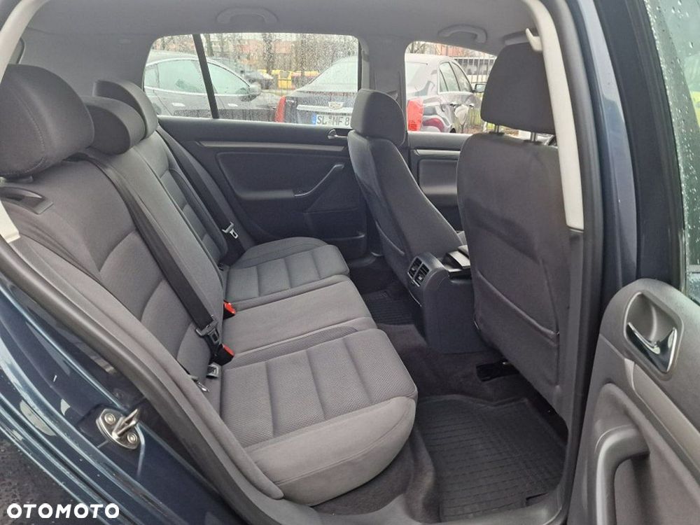 Volkswagen Golf V 1.4 FSI Comfortline - 22