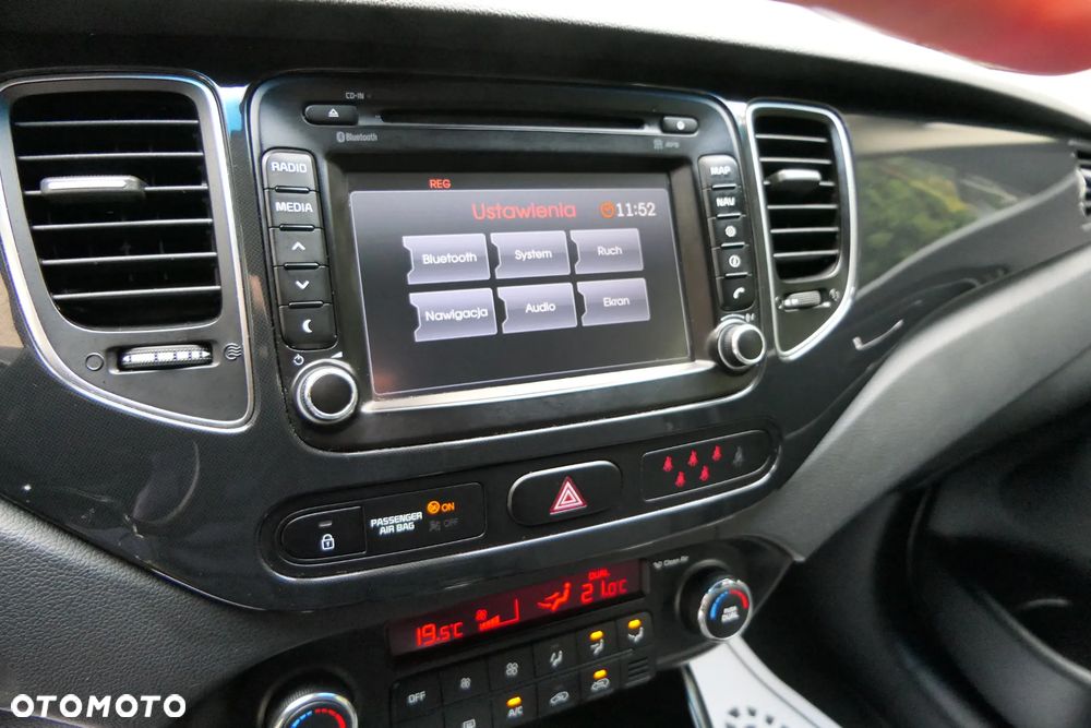 Kia Carens 1.6 GDI L 7os - 27