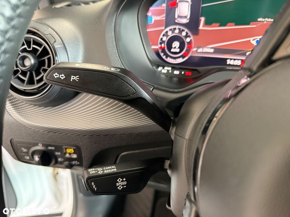 Audi Q2 1.4 TFSI CoD Sport - 34