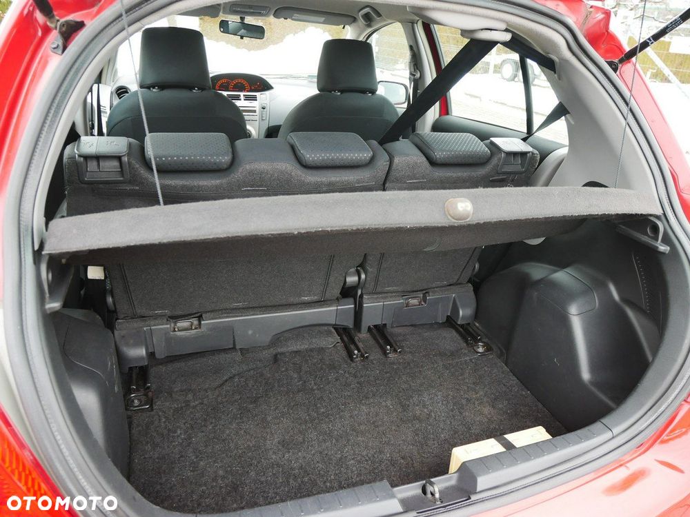 Toyota Yaris 1.33 Active - 12