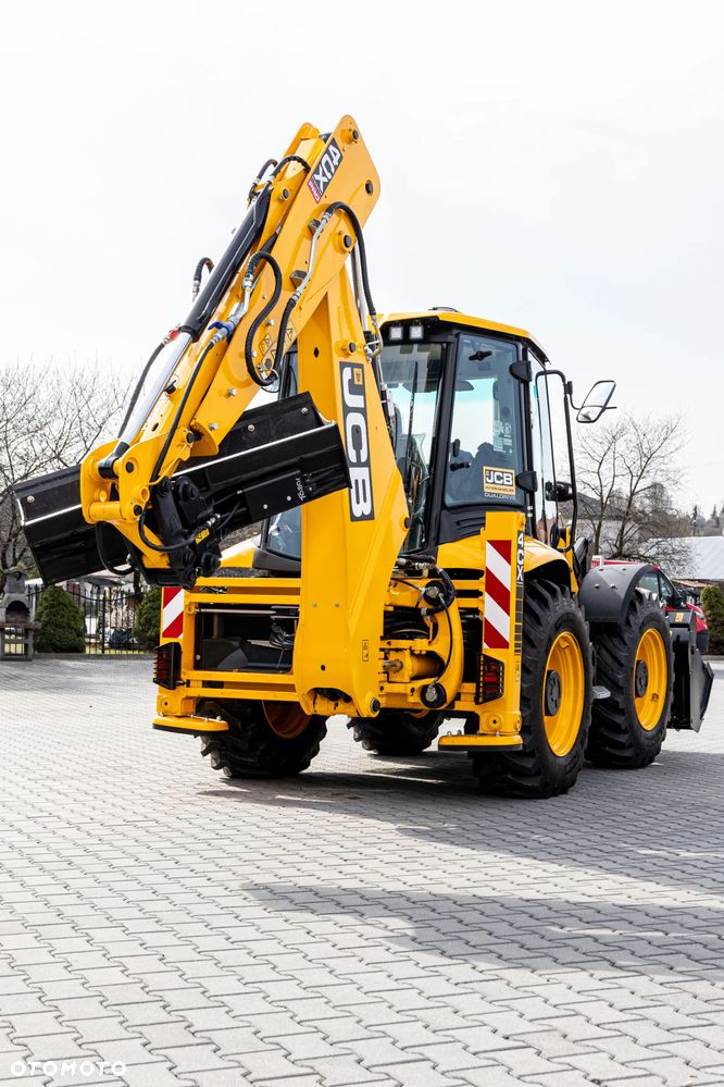 JCB 4CX PRO POWERSLIDE EH Dual Drive | Nowa | bez przebiegu | 110KM - 10