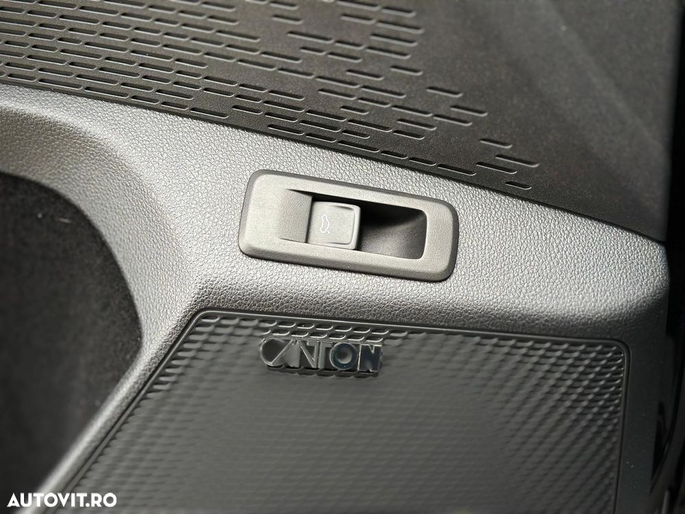 Skoda Octavia 2.0 TDI DSG Style - 11