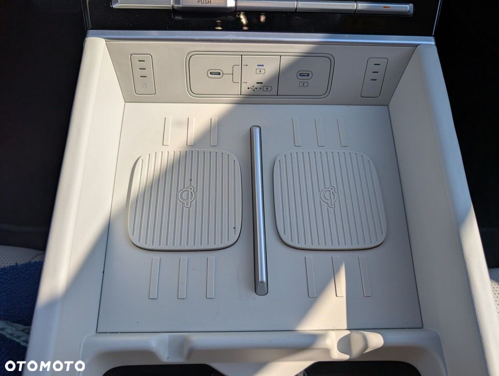 Hyundai Santa Fe - 24