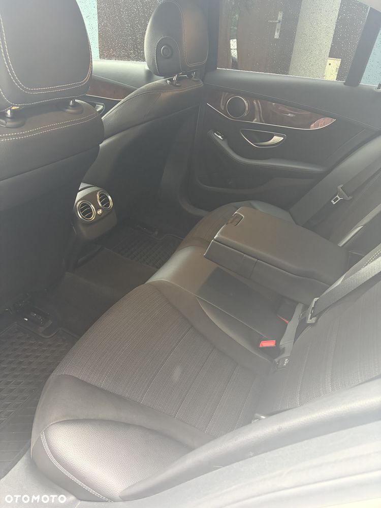 Mercedes-Benz Klasa C 200 4-Matic 7G-TRONIC - 6