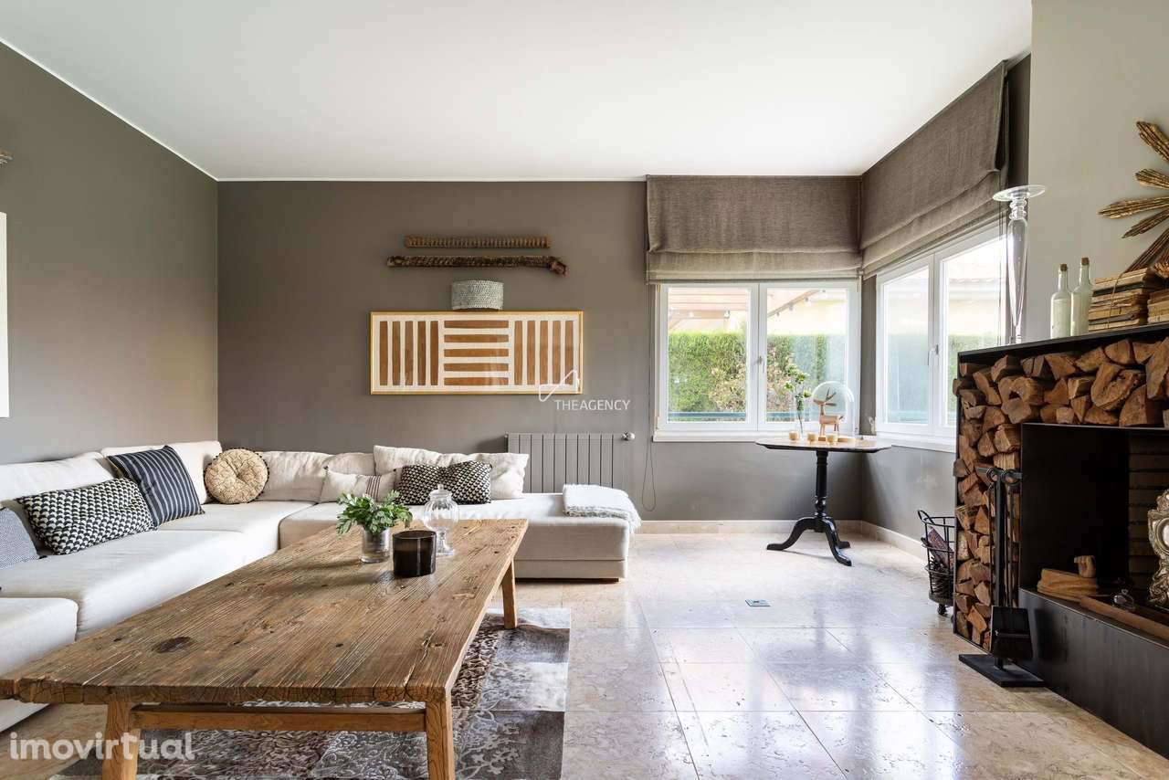 Villa T4 com localização privilegiada no campo de golfe de Penha Longa - Grande imagem: 2/52