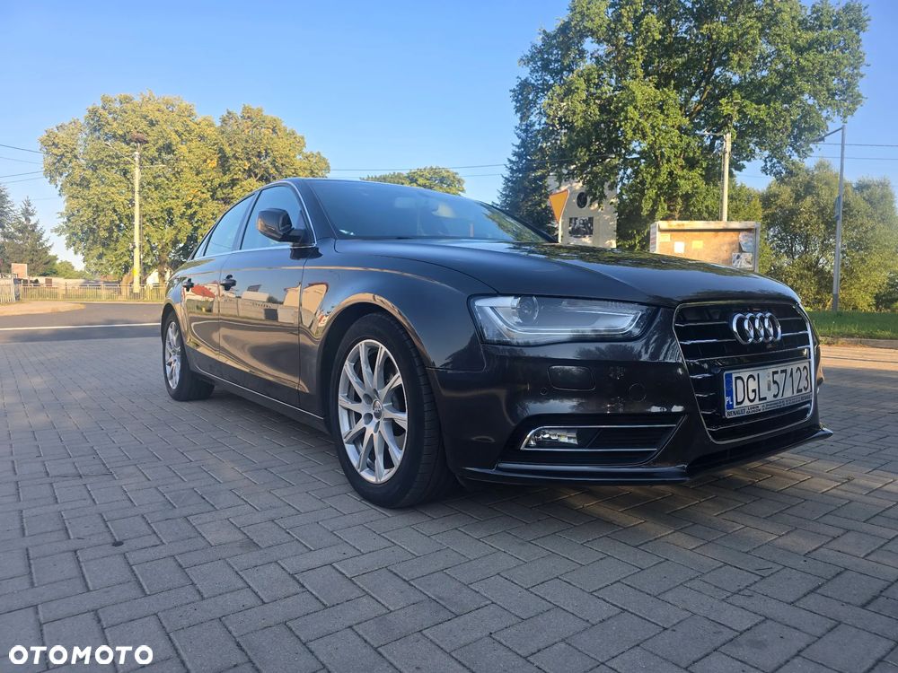 Audi A4 Limousine 2.0 TDI ultra - 1